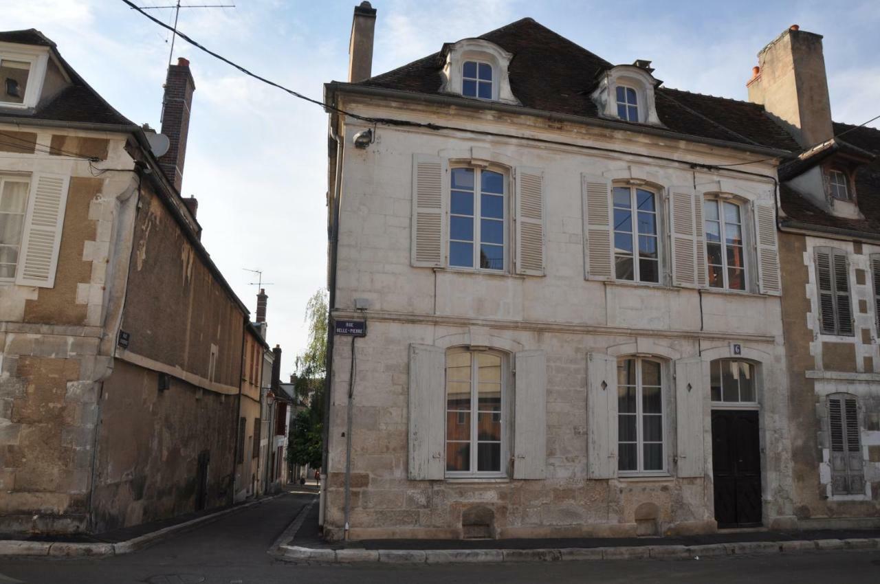 Clos St Eusebe en coeur de ville Auxerre Exterior foto